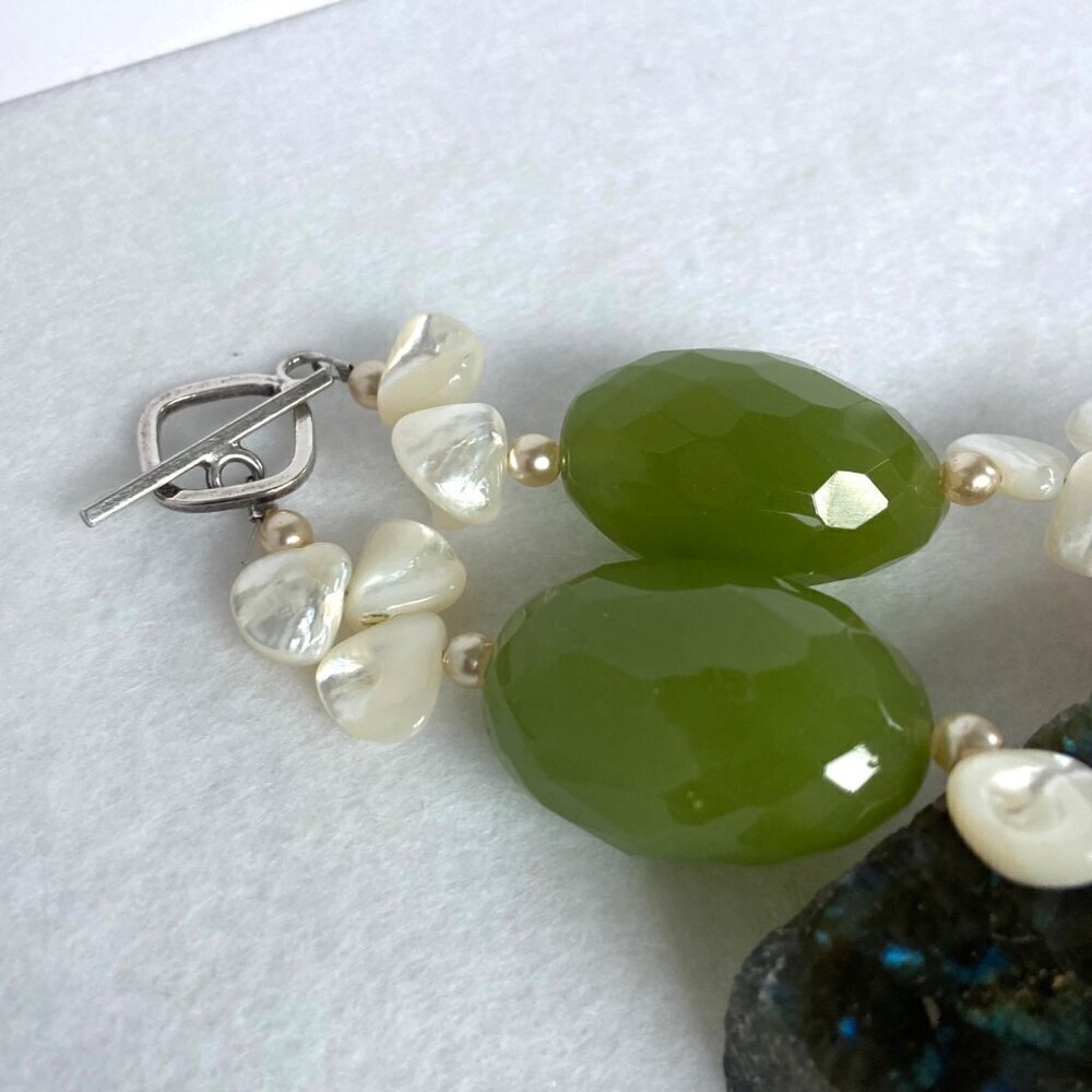Sterling Silver 925 Beaded Oval Faceted Chrysoprase MOP & Pearl Necklace 17.5" - Picture 12 of 16